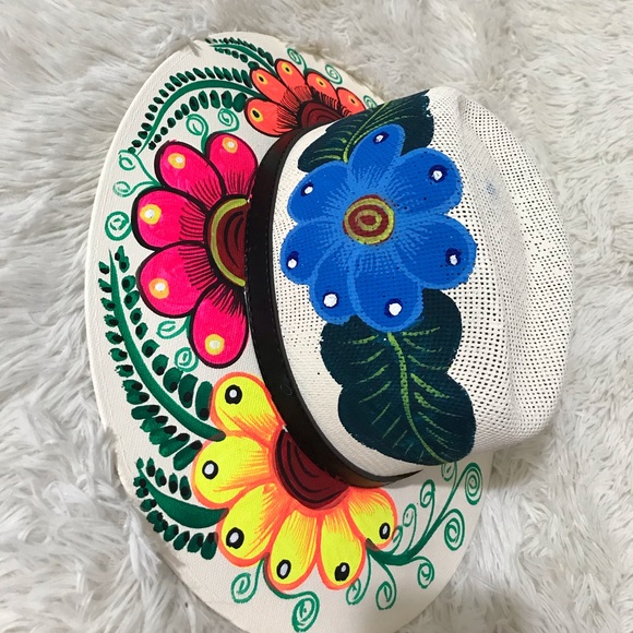 Hand painted Mexican hat - Picture 1 of 11